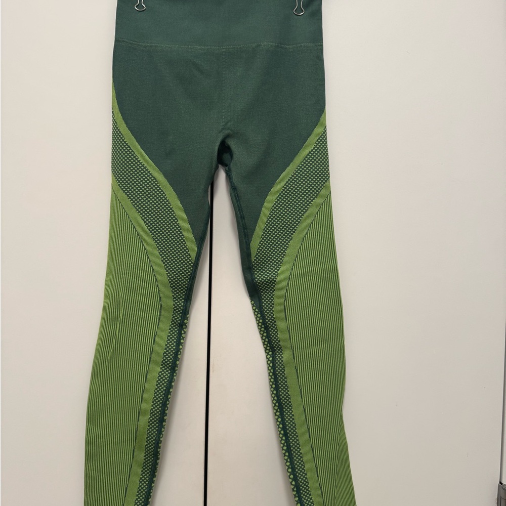 Fabletics Green Two-Piece Activewear Set - image 3